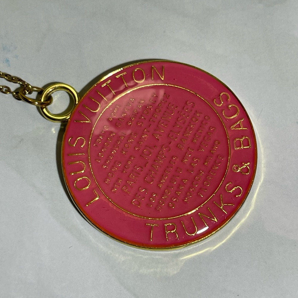 Pink And Gold Louis Vuitton Trunks And Bags Large Zipper Pull Charm